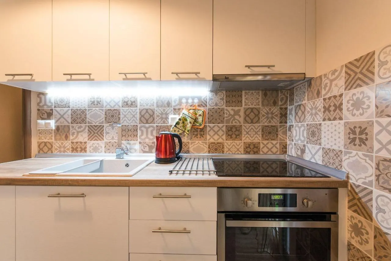 Apartment Apricot By Halu! Cozy Apt Next To Agia Sophia Metro Station Thessaloniki Greece